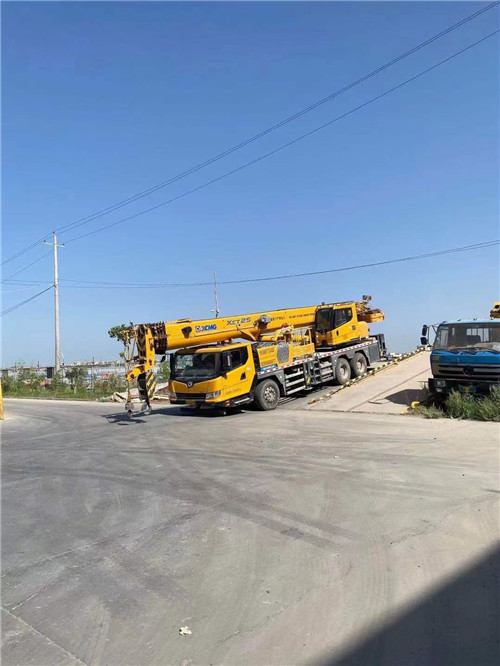 八公山区吊车作业时，可能会产生哪些额外收费项目？