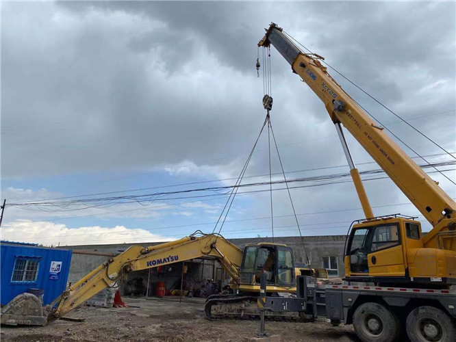 八公山区25吨吊车的工作半径是多少？